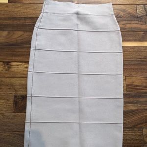 🍉 2/25$ BCBG MaxAzria bandage skirt